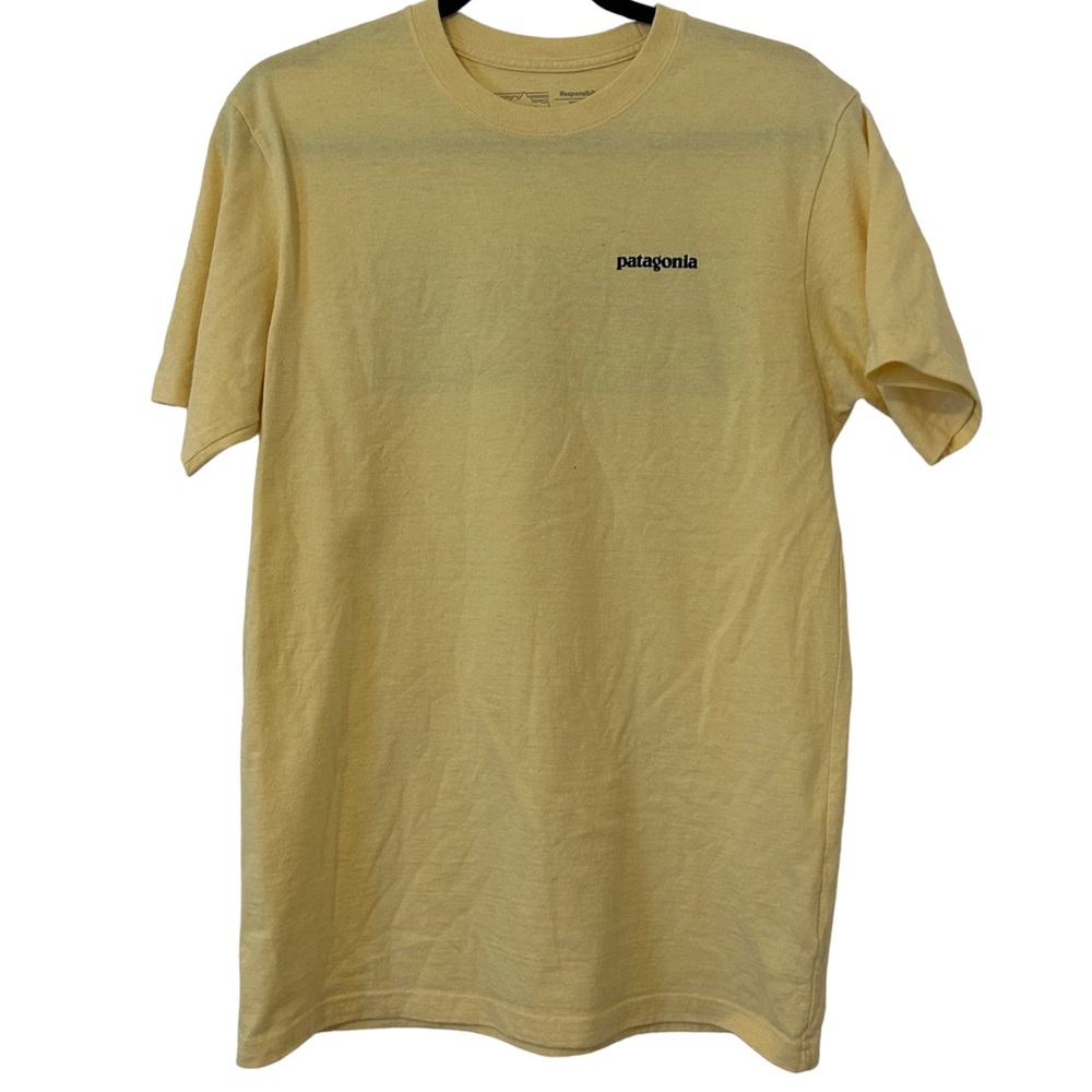 PATAGONIA Responsibili Tee T Shirt Spellout Logo Short Sleeve Size Medium